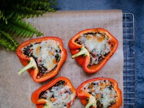 Fyldte peberfrugter - Vegetar opskrift med det lækreste quinoa fyld