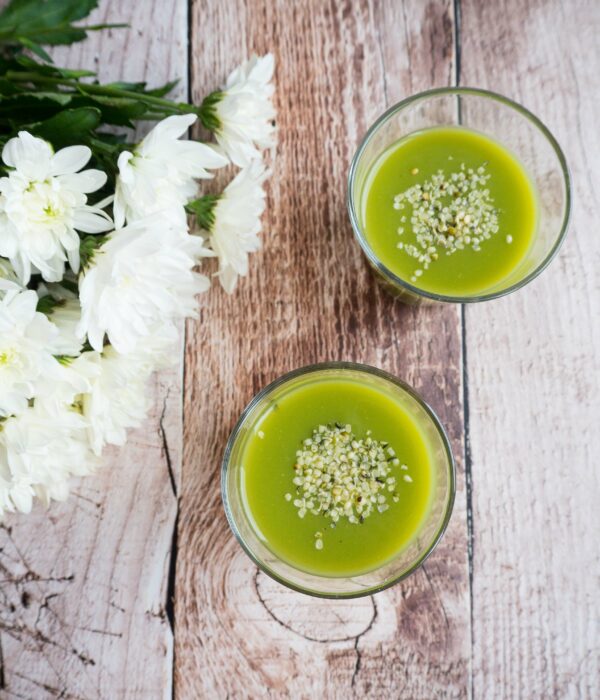 Grøn smoothie - Opskrift på antiinflammatorisk greenie med 5 ingredienser