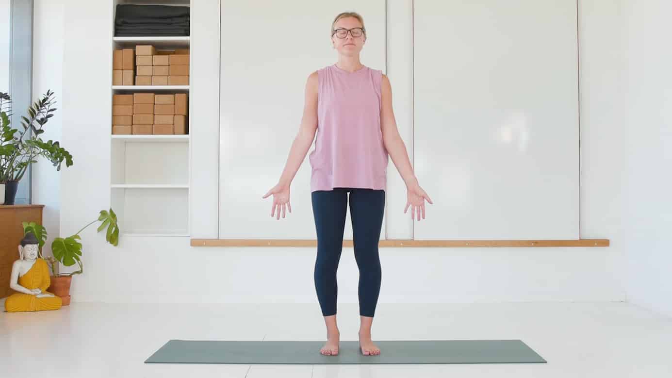 Yoga på 10 minutter - Selvkærlig yoga for alle med Cathrine Yoga!