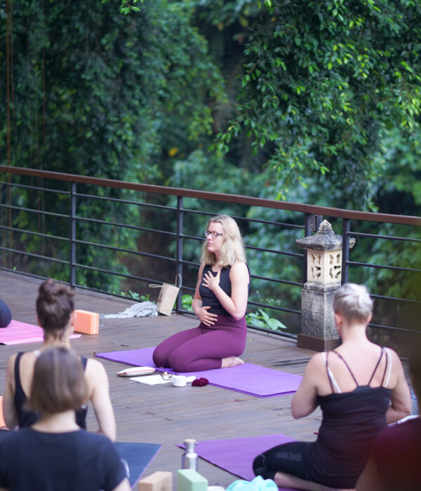 Yoga Uddannelse Bali 2022 - 200 timers Yogauddannelse for krop og sjæl