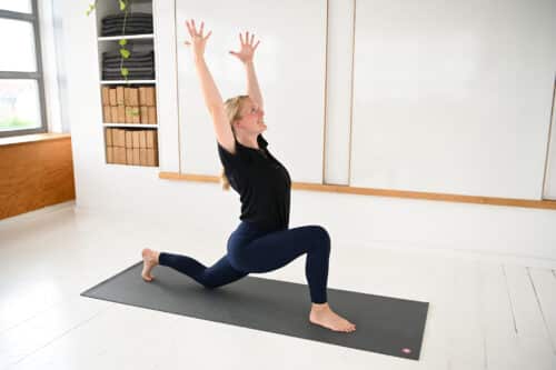 Yin yang yoga for skuldre og arme (25 minutter) - Sluk med smerter